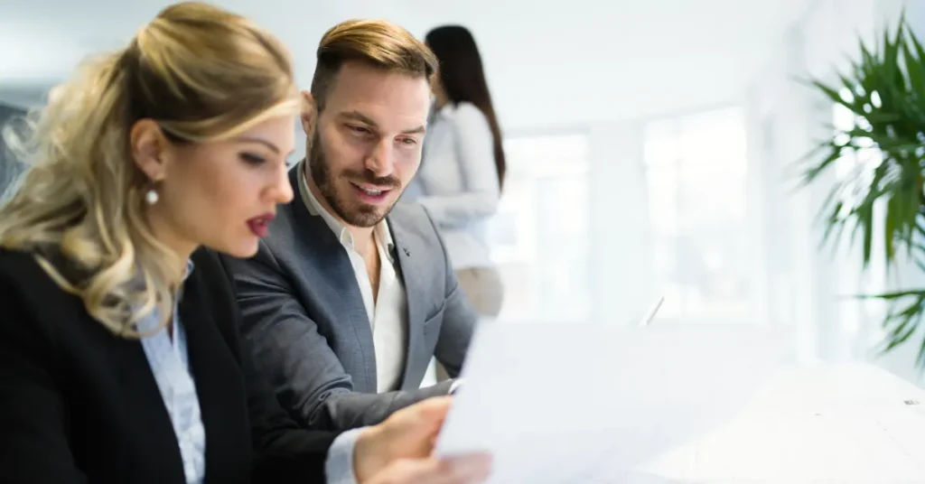 Discussion between employees